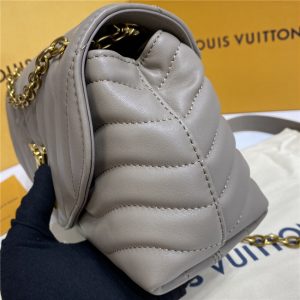 Louis Vuitton LV New Wave Chain Bag H24 (Varied Colors)