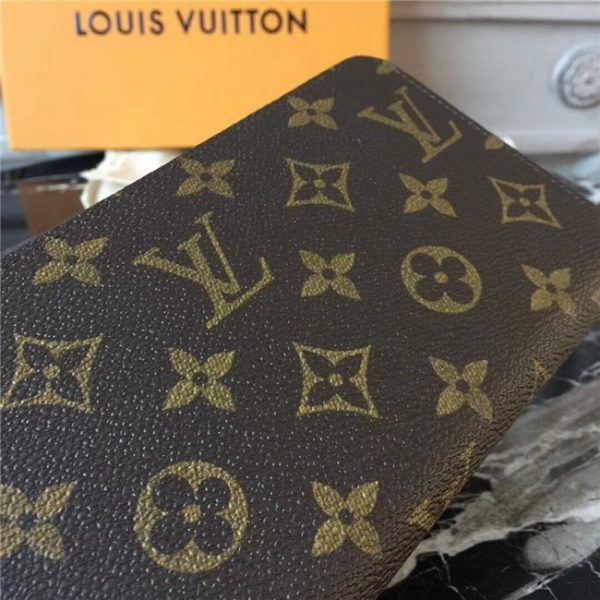 Louis Vuitton Zippy Wallet Fuchsia