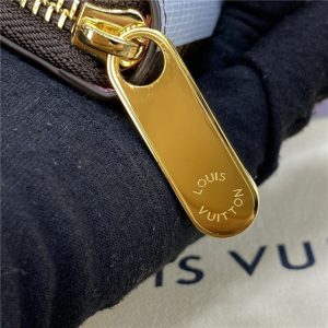 Louis Vuitton Zippy Wallet