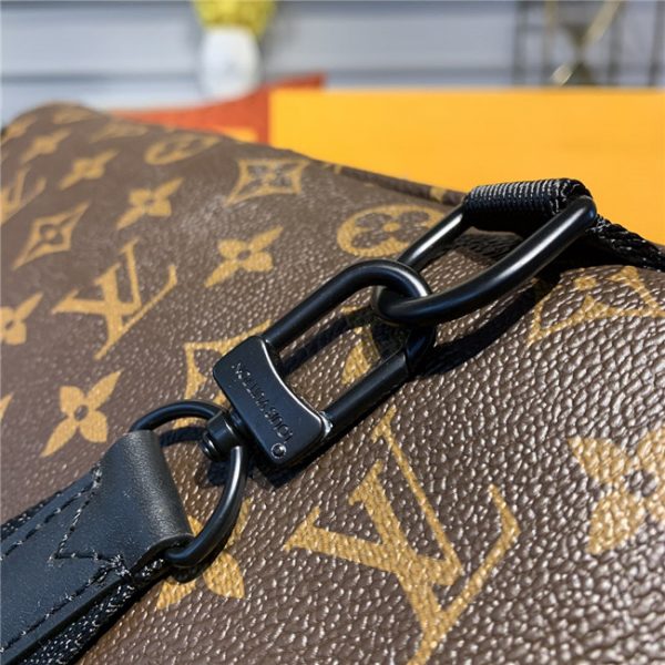 Louis Vuitton Avenue Sling Bag