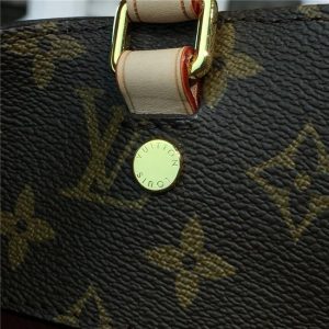 Louis Vuitton Montaigne MM