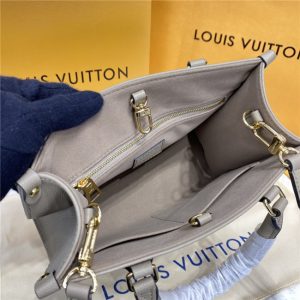 Louis Vuitton Onthego PM Beige / Cream