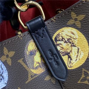 Louis Vuitton NeoNoe MM Bag