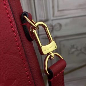 Louis Vuitton Pochette Metis Cerise