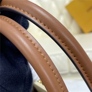 Louis Vuitton Onthego GM Monogram Empreinte Leather Beige