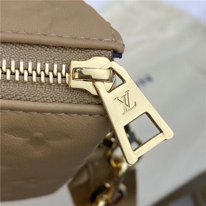 Louis Vuitton Coussin PM H27 Camel