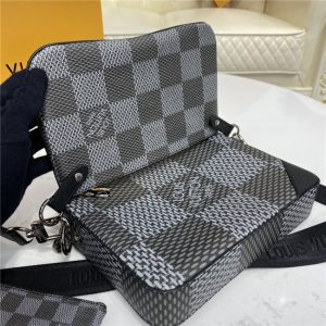 Louis Vuitton Trio Messenger