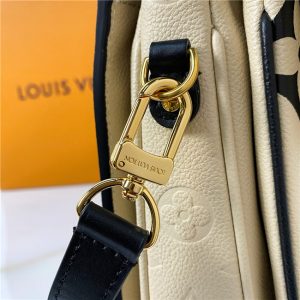 Louis Vuitton Crafty Pochette Metis Cream