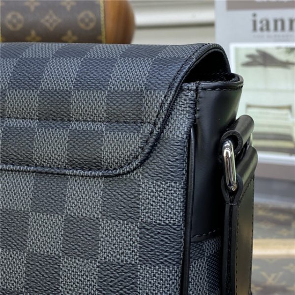 Louis Vuitton District Damier Graphite PM