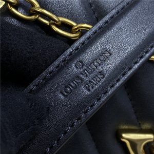 Louis Vuitton New Wave Chain Bag H24 (Varied Colors)