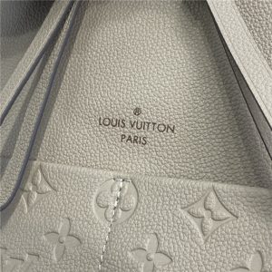 Louis Vuitton Maida Hobo Tourterelle