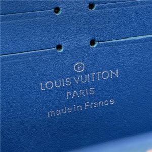 Louis Vuitton Zippy Wallet Mahina