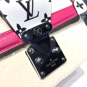 Louis Vuitton Wynwood Monogram Vernis Leather Creme