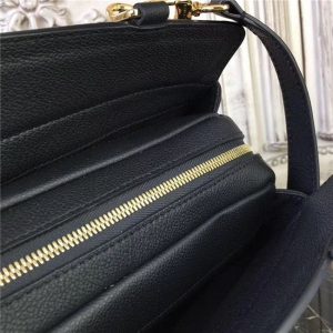 Louis Vuitton Vosges MM Noir