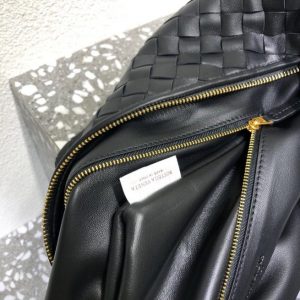 Bottega Veneta Jodie large 40cm black