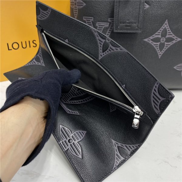 Louis Vuitton Cabas Voyage