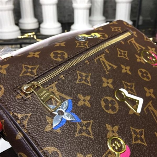 Louis Vuitton Pochette Metis Monogram Love Lock