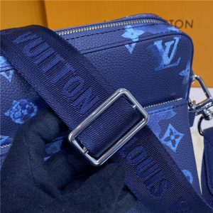Louis Vuitton Trio Messenger Bag