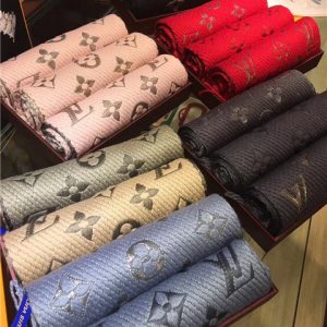 Louis Vuitton Logomania Shine Scarf (Rose Ballerine)