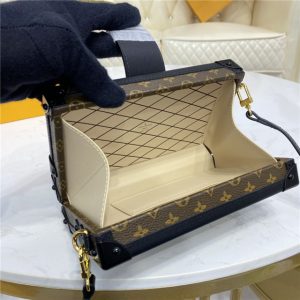 Louis Vuitton Petite Malle