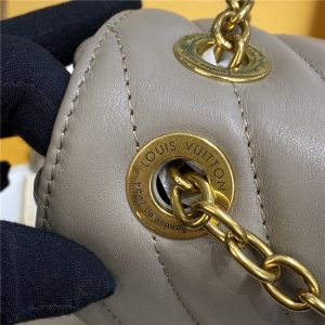 Louis Vuitton LV New Wave Chain Bag H24 (Varied Colors)