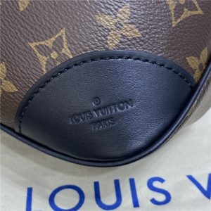 Louis Vuitton Boulogne Black