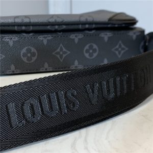 Louis Vuitton Trio Messenger