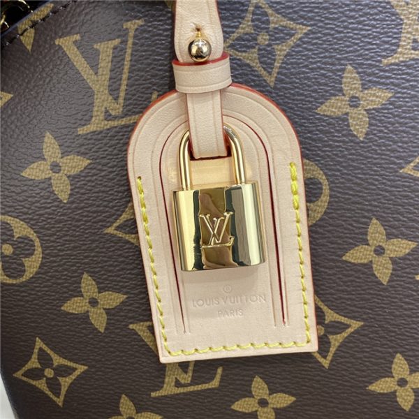 Louis Vuitton Petit Palais Monogram