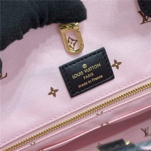 Louis Vuitton OnTheGo MM Black