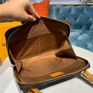 Louis Vuitton Soft Trunk Messenger PM