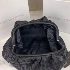 Bottega Veneta The Pouch 40 Woven Black