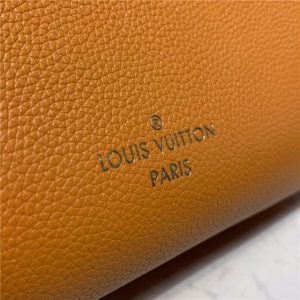 Louis Vuitton On My Side Summer Gold