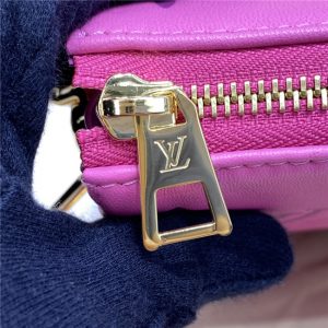 Louis Vuitton Coussin PM H27 Pink