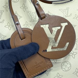 Louis Vuitton Carmel Mahina Creme