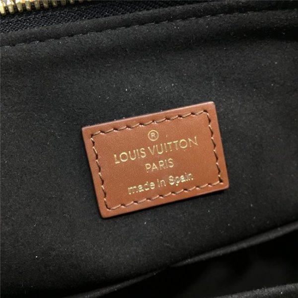 Louis Vuitton V Tote MM Noir