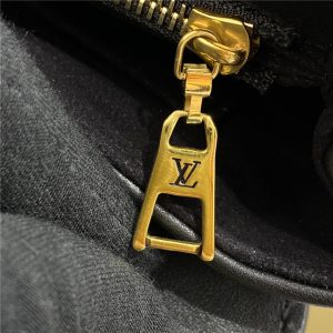 Louis Vuitton New Wave Chain Bag H24 (Varied Colors)