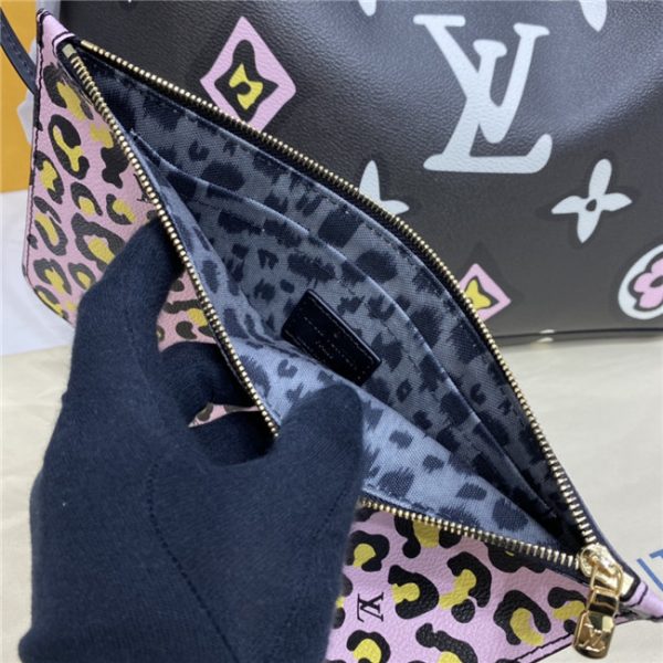 Louis Vuitton Neverfull MM Black