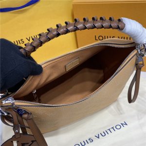 Louis Vuitton Beaubourg Hobo MM (Varied Colors)