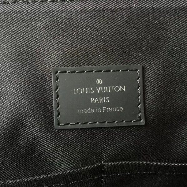 Louis Vuitton District Damier Graphite MM