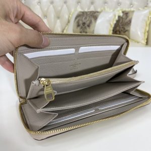 Louis Vuitton Zippy Wallet Empreinte Dove/Cream