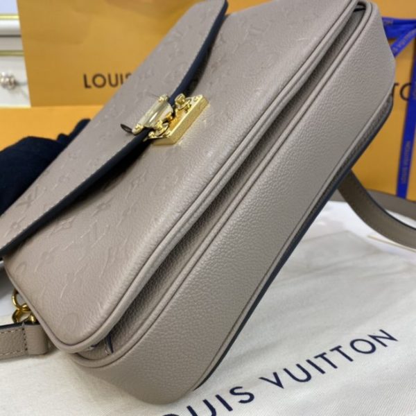 Louis Vuitton Pochette Metis Monogram Empreinte Dune