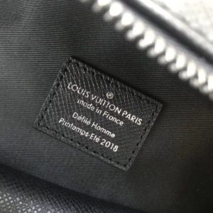 Louis Vuitton Discovery Taiga Leather Replica Backpack PM