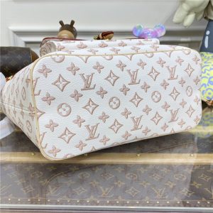 Louis Vuitton Neverfull MM Autres Toiles Monogram White