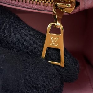 Louis Vuitton Twist MM Pink