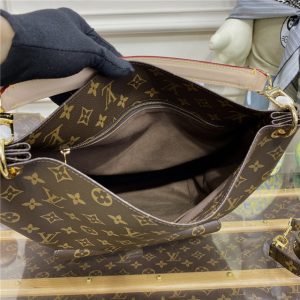 Louis Vuitton Metis Monogram Hobo