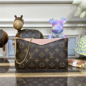 Louis Vuitton Pallas Clutch Rose Poudre