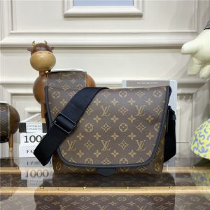 Louis Vuitton Magnetic Messenger Monogram Macassar Canvas