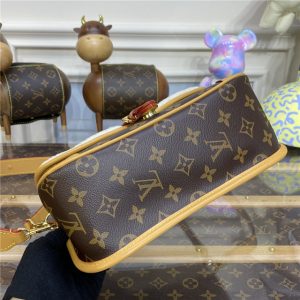 Louis Vuitton Diane Monogram Cozygram