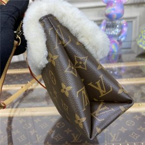 Louis Vuitton Locky BB Cozygram Monogram