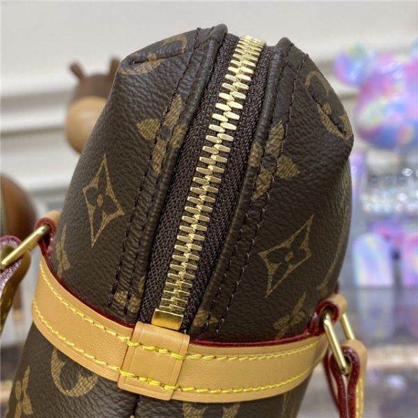 Louis Vuitton Coussin GM Shoulder Bag Monogram